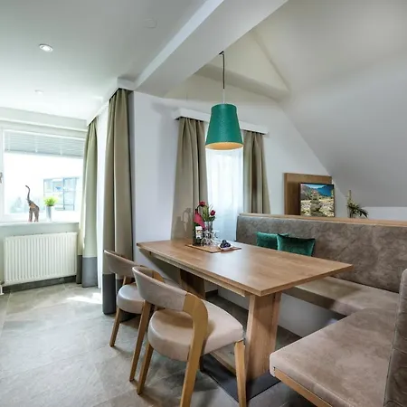 Hotel apartamentowy Aktiv- & Gesundheitsresort Gxund - Thermeneintritt Inklusive