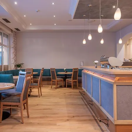 Aktiv- & Gesundheitsresort Gxund - Thermeneintritt Inklusive Bad Hofgastein